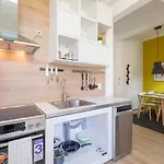 Bluewaveplace - Contemporary Home In Center Of Sofia