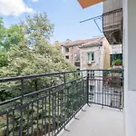 Bluewaveplace - Contemporary Home In Center Of Sofia