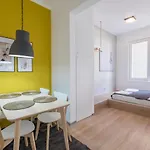 Bluewaveplace - Contemporary Home In Center Of Sofia