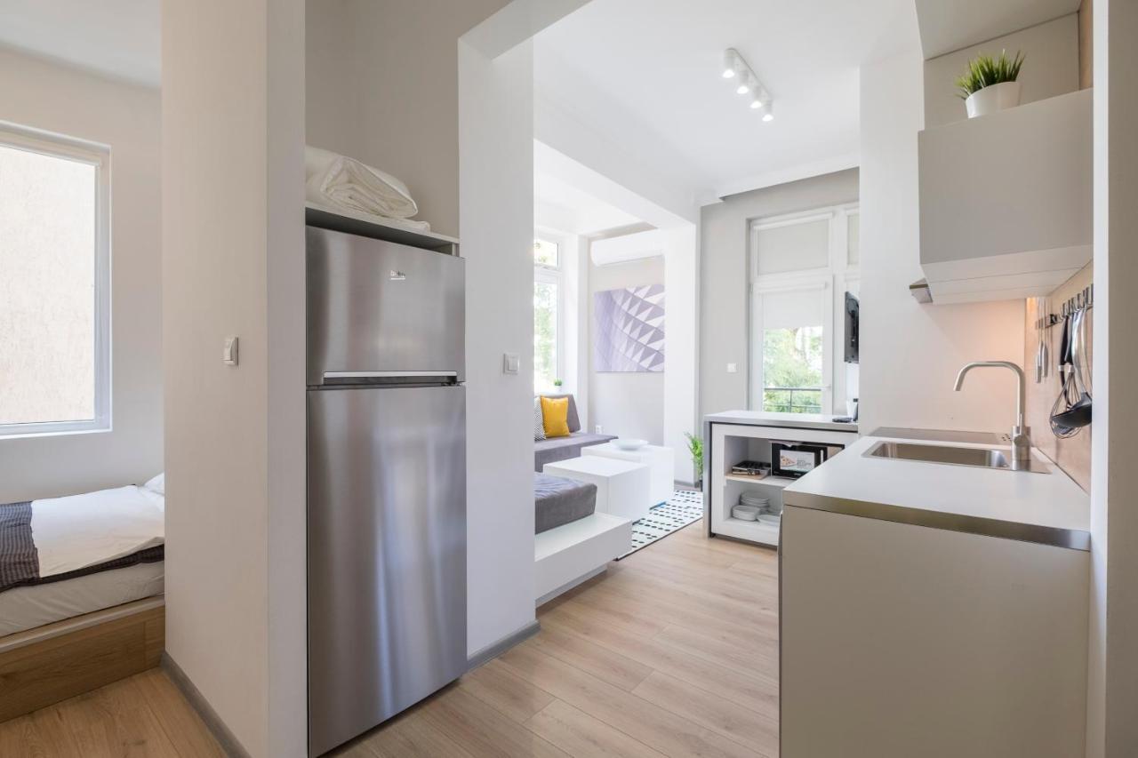Bluewaveplace - Contemporary In Center Of